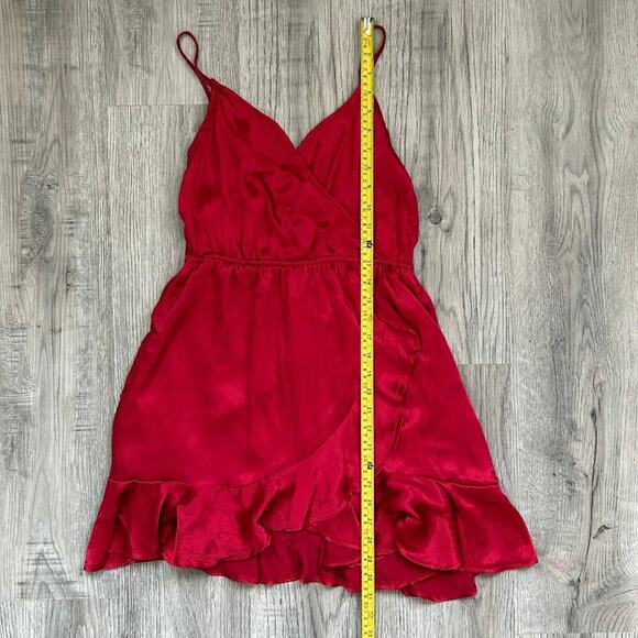 NWT Tobi Red Satin Ruffle Mini Dress Adjustable Spaghetti Straps Size S Small - Picture 12 of 12